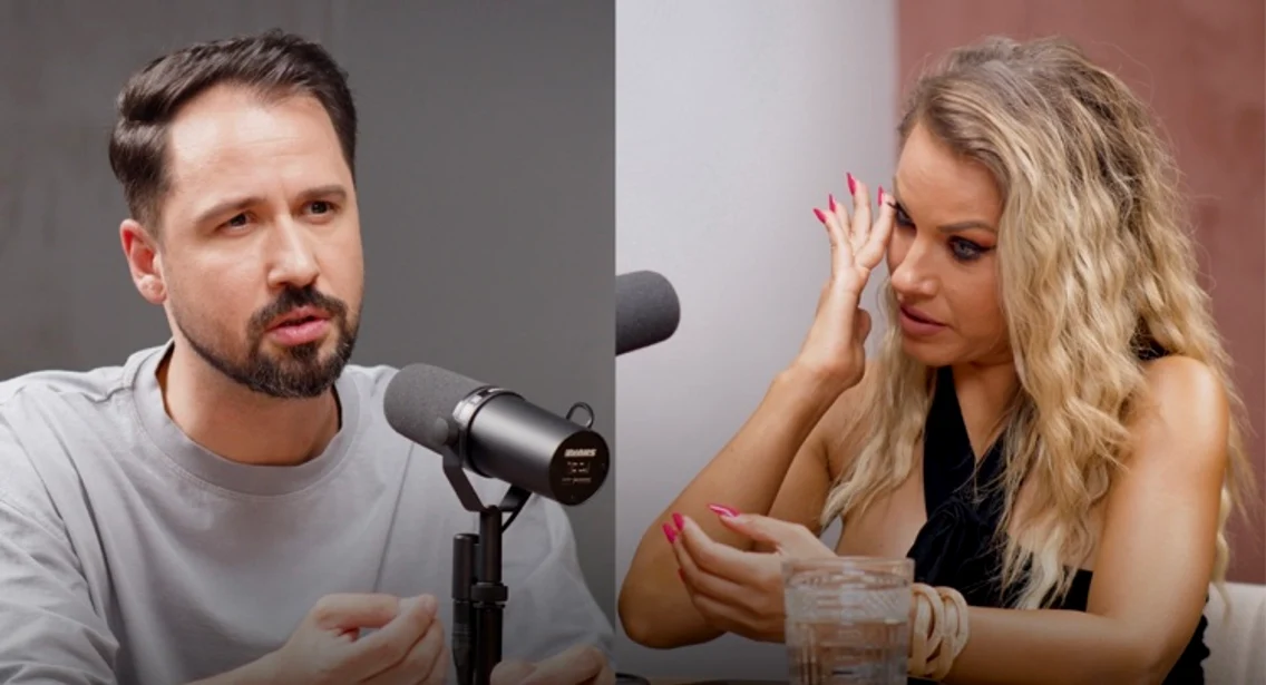 Amna, în lacrimi la podcastul lui Alexandru Constantin Foto: YouTube 