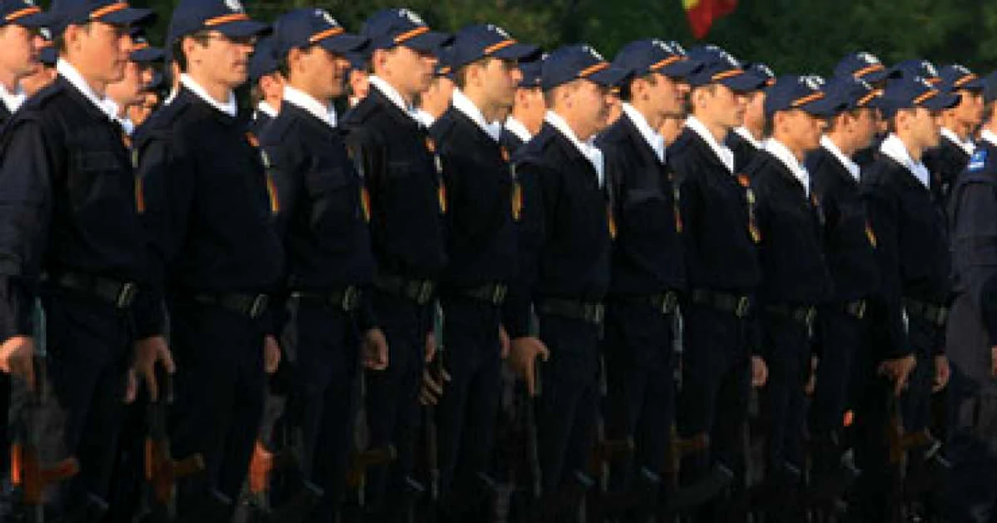 „Bobocii” Academiei de Poliţie au depus jurământul