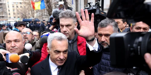 Călin Georgescu părăsește judecătoria sectorului 1 din București, 3 martie 2025. Inquam Photos / George Călin