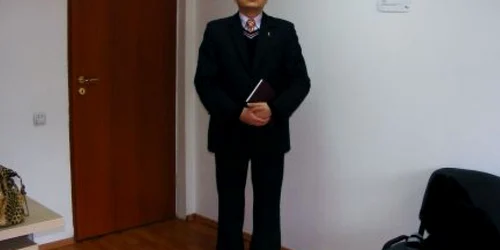 directorul Gheorghe Săvescu