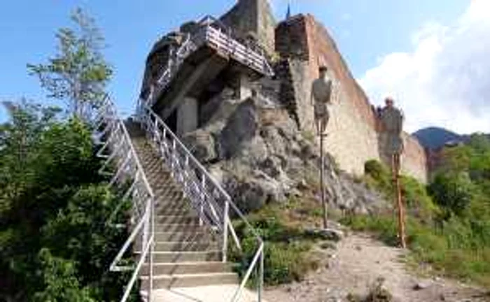 Cetatea Poenari FOTO wikipedia.org