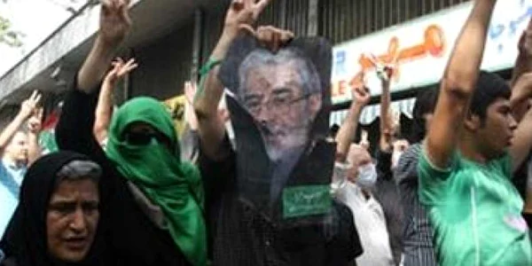 UPDATE Susţinători ai opoziţiei iraniene, arestaţi
