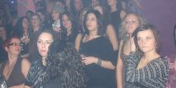 Petrecerea în club Bora Bora începe după ora 23.00