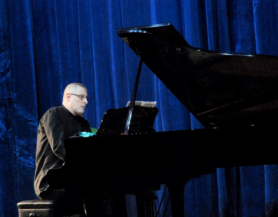 Pianistul Florin Berculescu este nemulţumit de hotărârea luată de ISJ Gorj  FOTO: Arhivă personală