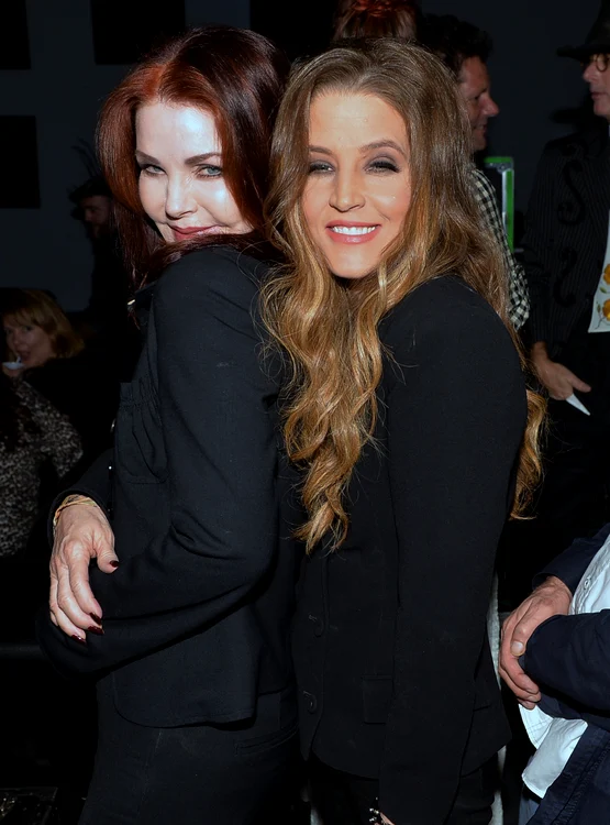 Priscilla Presley cu fiica Lisa Marie Presley FOTO Getty Images 