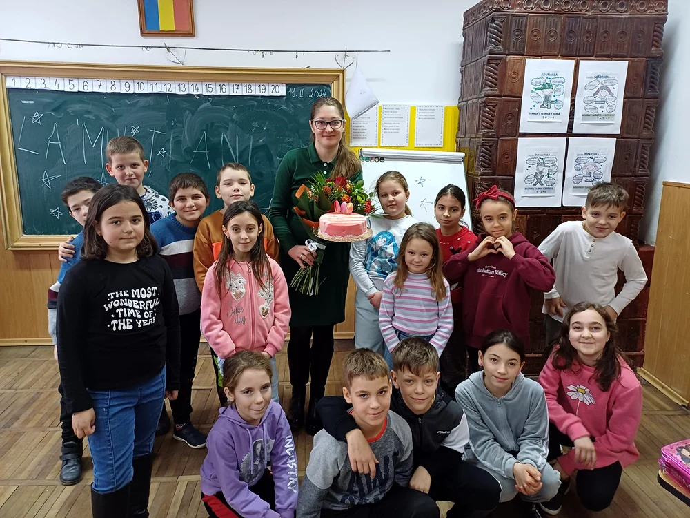 Loredana și elevii săi FOTO arhiva personală