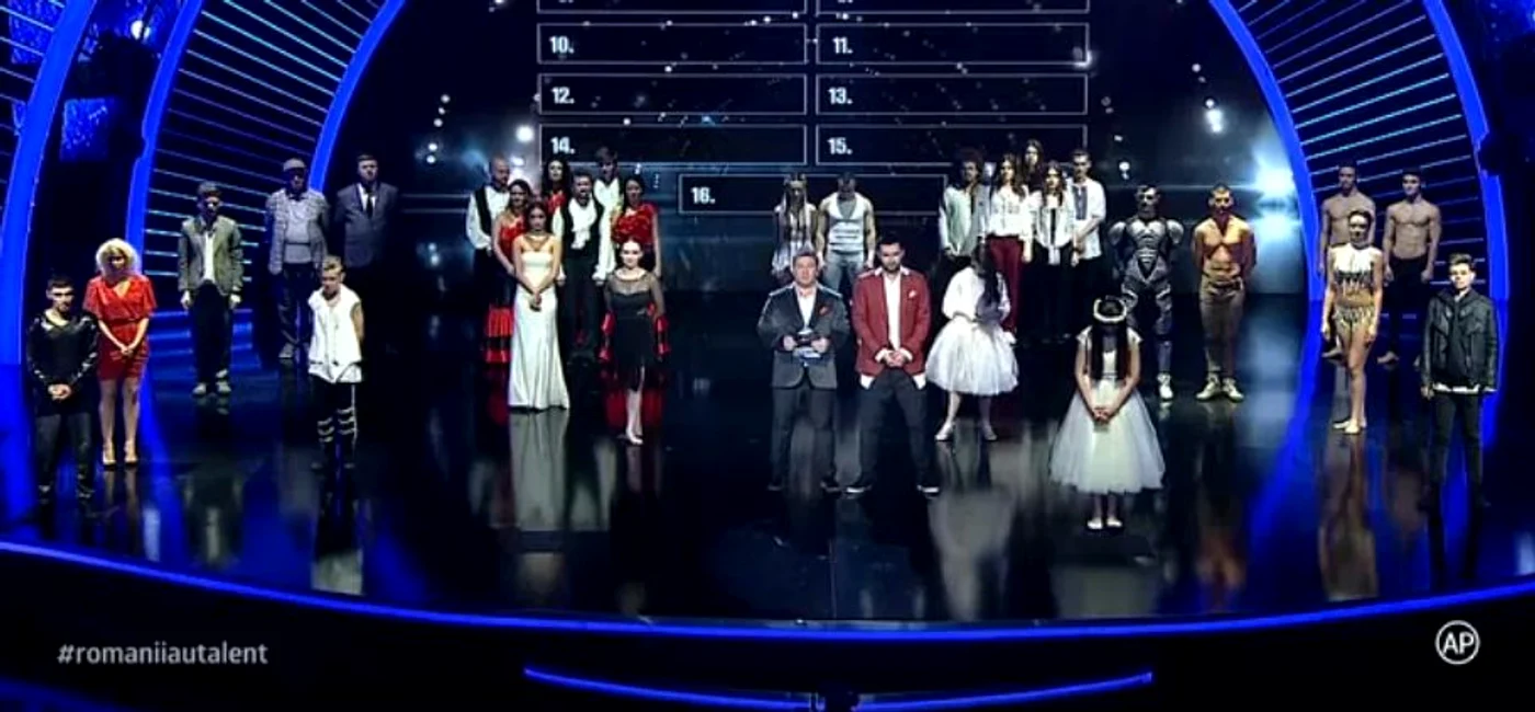 Cei 16 finaliști au așteptat verdictul