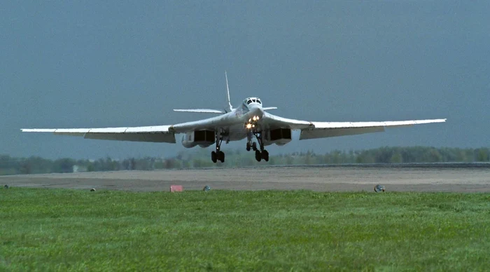 Bombardierul Tu-160 FOTO EPA