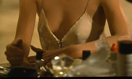 2 michelle pfeiffer elvira jpg jpeg