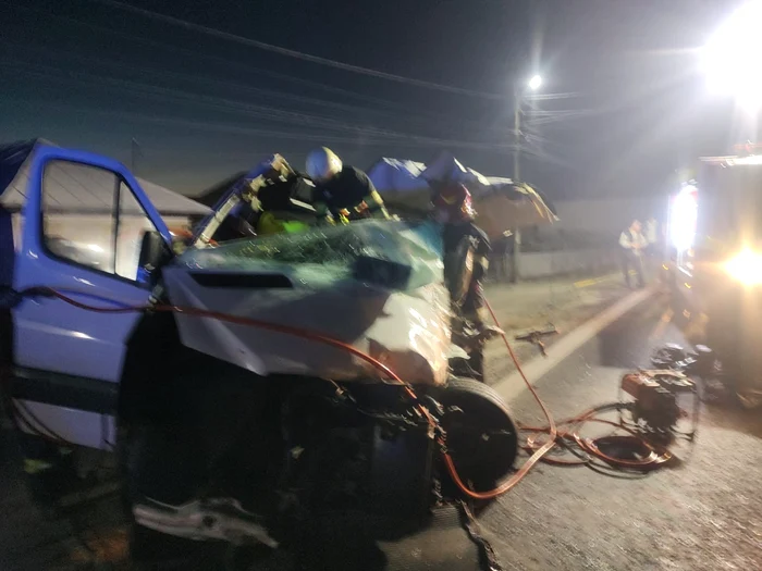 Accident mortal pe DN7 Valea Oltului la Gura Văii Bujoreni Foto ISU Vâlcea