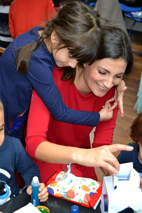 Ioana Ginghină e încântată că îşi ia fiica la muncă
