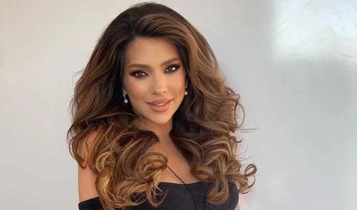 Sara a născut ieri o fetiță de patru kilograme care va purta numele Sara