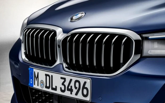 Maşină BMW - foto arhivă
