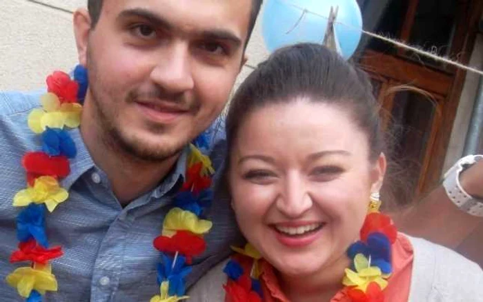 Născuţi în aceeaşi zi, Cosmin şi Alina Tatosian s-au căsătorit de Ziua Naţională