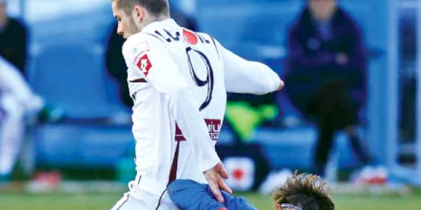 Andrei Ionescu (dreapta) a devenit un jucător de bază, însă la Steaua II 