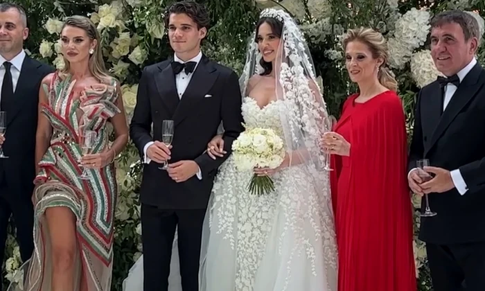 nunta Ianis Hagi si Elena Tanase cu flori de la Floraria Iris a lui Nicu Bocancea   Facenbook  (7) jpg