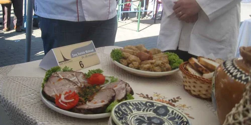 Sărmăluţele cu păsat sunt reţeta anului la Bistriţa