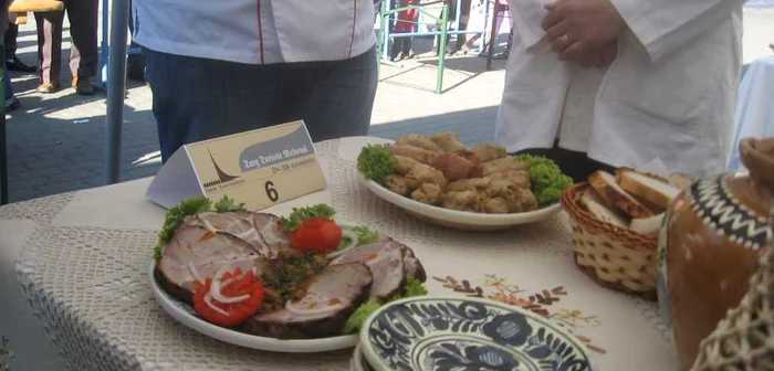 Sărmăluţele cu păsat sunt reţeta anului la Bistriţa