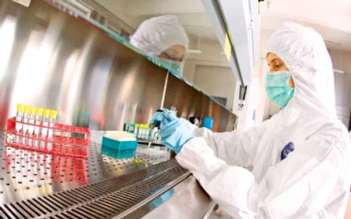 Băsescu: Avem un milion de doze de vaccin iar în zece zile vom încă un milion