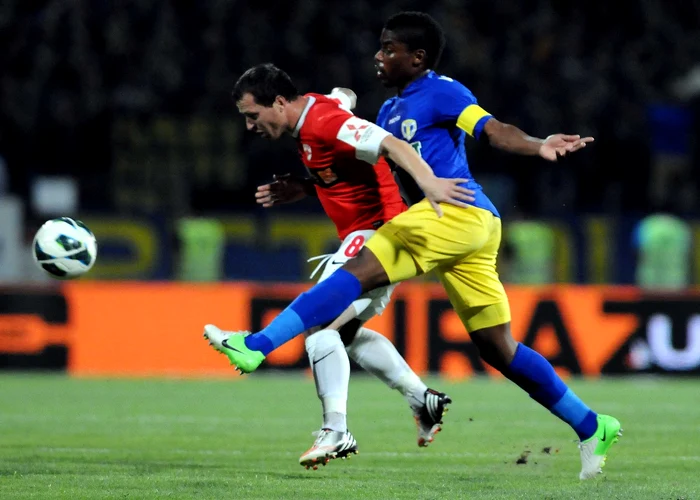 Galcev (stânga) a stat doar jumătate de an la Dinamo