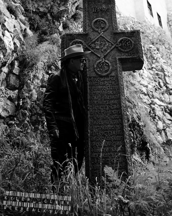 Johnny Depp Castelul Bran jpeg