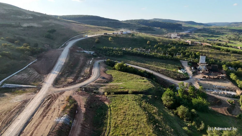 Autostrada Transilvania, construită pe viaducte. Cum se lucrează în punctele vulnerabile ale A3 Cluj - Oradea