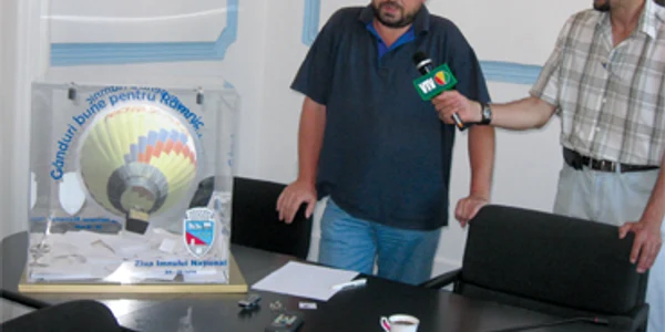 100 de râmniceni vor zbura cu balonul de zilele oraşului