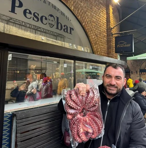 Restaurantul lui Pescobar din Londra, închis din cauza neplății chiriei. FOTO: Instagram 
