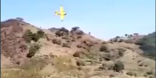 Un avion de stins incendii s a prăbuşit pe muntele Etna FOTO Captură Video jpg