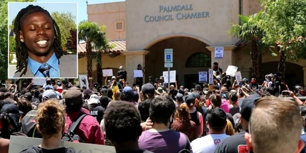 Proteste in California fata de moartea lui Robert Fuller FOTO theavtimes.com