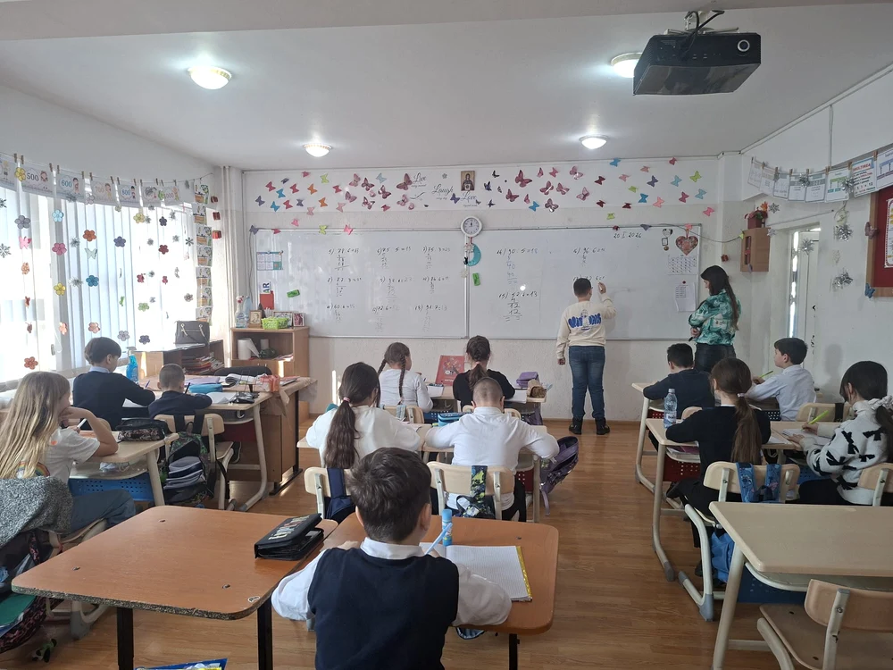 Școala „Sfânta Maria” oferă o șansă la educație tuturor copiilor FOTO Cosmin Zamfirache