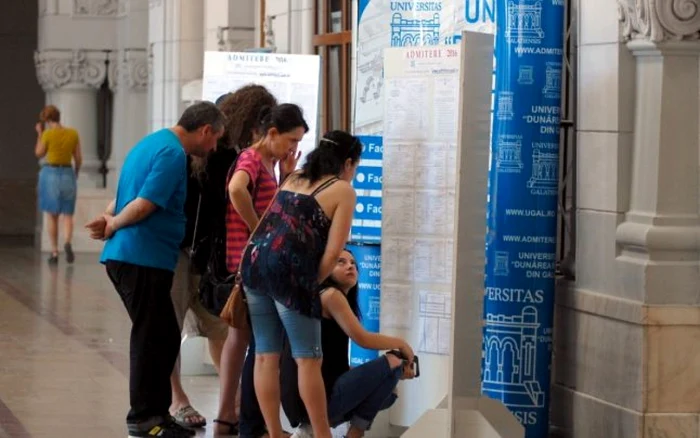 Absolvenţii de liceu mai au o şansă să devină studenţi Foto: Adevărul