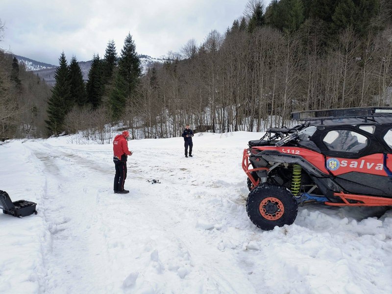  Cinci tineri ucraineni, de negăsit în Munţii Maramureşului. Salvamont a suspendat căutările