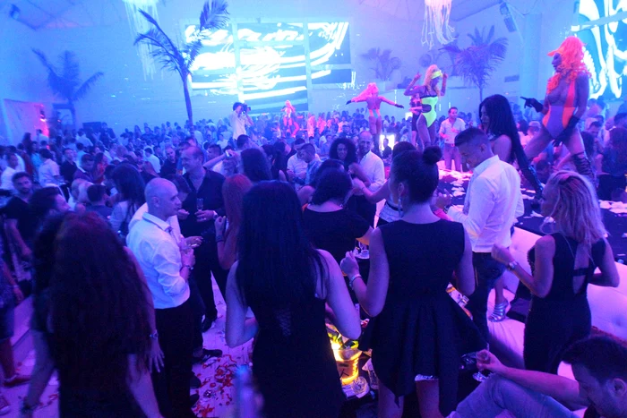 „Le Gaga” din Mamaia e mult mai căutat decât clubul „Le Gaga” din Bucureşti