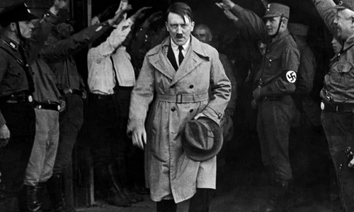 Documente ONU: Aliaţii ştiau de existenţa lagărelor naziste  Hitler, pus sub acuzare cu o lună înainte de moartea sa jpeg