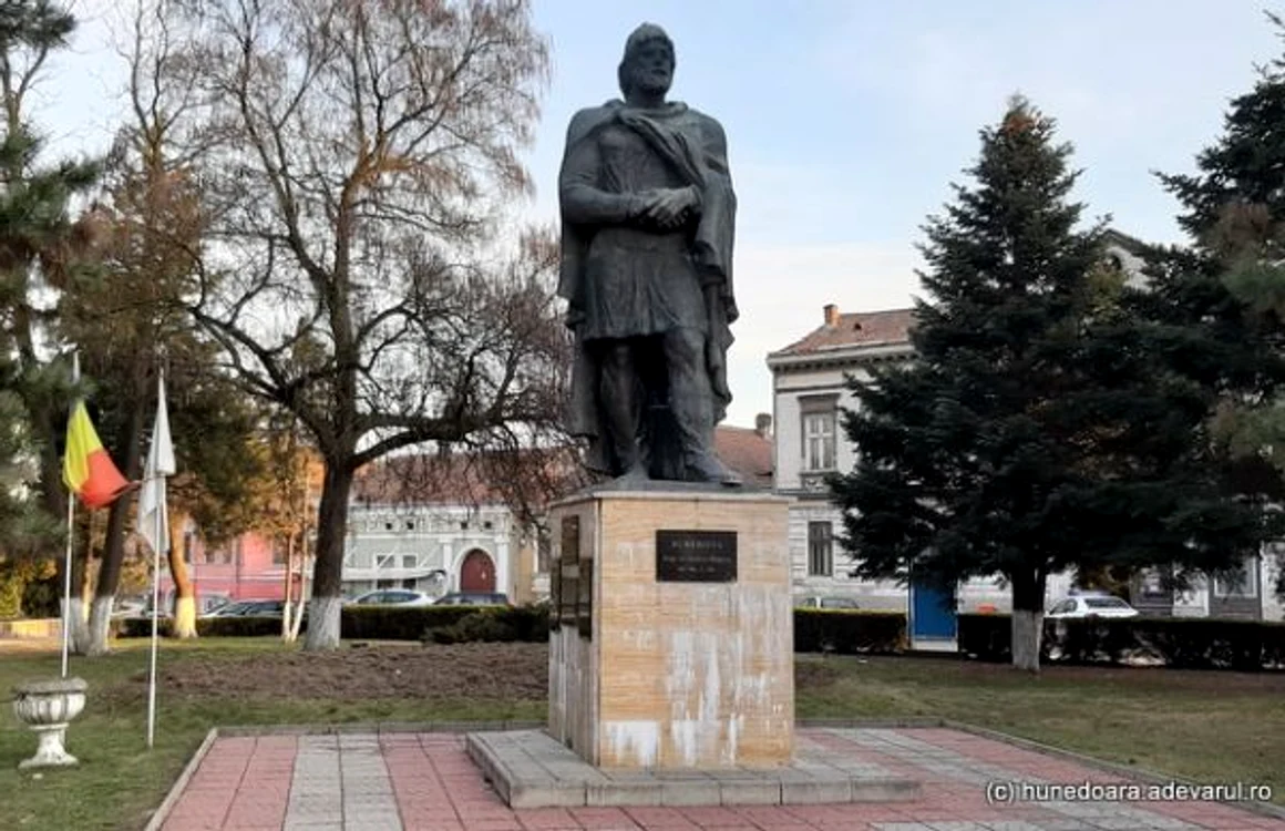 statui orastie