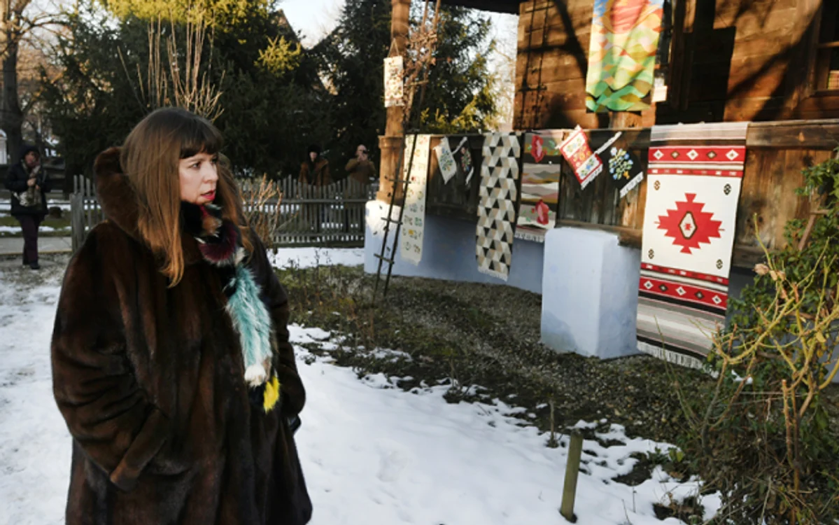Joana Vasconcelos, în vizită la Muzeul Satului  FOTOGRAFII: Mihai Cratofil/ ICR