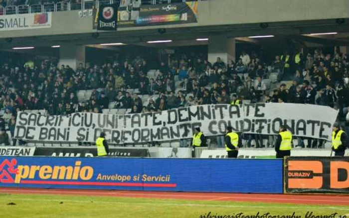 Suporterii Universităţii Cluj au fost cei mai numeroşi în etapa a 20-a din Liga I FOTO Silviu Cristea