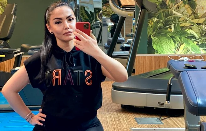Andreea Mantea spune că s-a îngrășat 14 kilograme. Foto: Instagram
