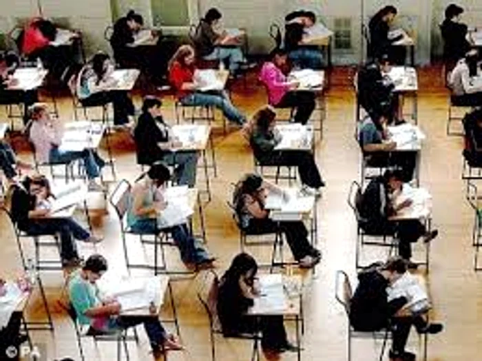 
    Picaţii la bac mai au o şansă în sesiun ea de toamnă  