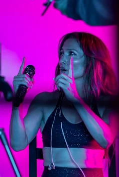 Jennifer Lopez la repetiții pentru concert