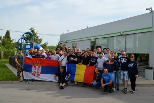 Suporterii timişoreni la Beograd Foto