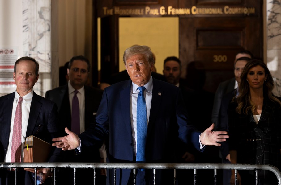 Donald Trump, mărturie în procesul civil marcată de conflicte cu judecătorul: „Dacă nu puteţi să-l țineți sub control, o voi face eu"