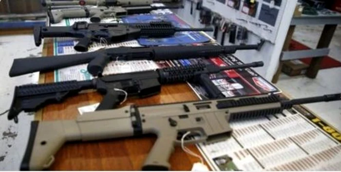 
    Cei doi atacatori au folosit arme de calibru mare în atacul de miercuriFoto Twitter  