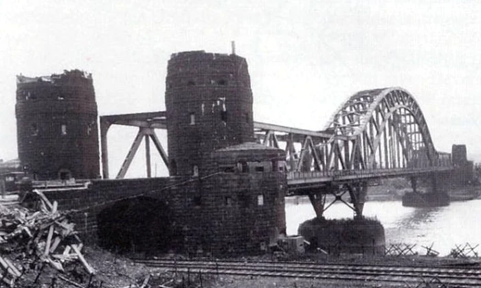 În Germania a fost pus la vânzare un pod vechi cu o istorie bogată şi interesantă jpeg