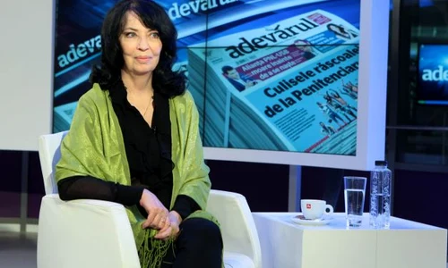 Actrița a rămas la fel de frumoasă, chiar dacă au trecut 41 de ani peste ea jpeg