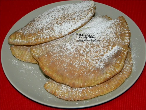 placintele cu branza dulce si merisoare poza 10 jpeg