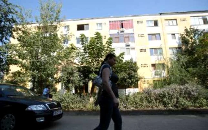 Craiova:Acoperişuri fără autorizaţie, gata să cadă