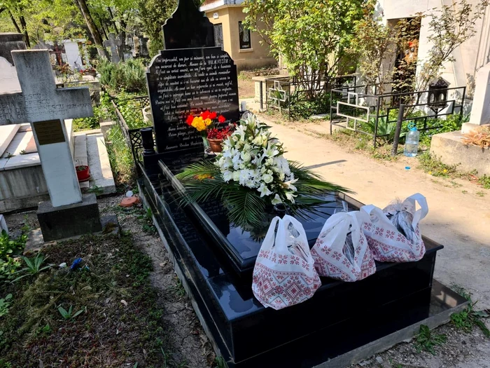 
    Anamaria Prodan a trecut printr-o perioadă dificilă după ce mama sa, Ionela Prodan, s-a stins din viațăFoto: Arhivă personală  