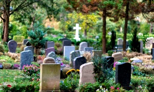 cimitir, foto shutterstock jpg